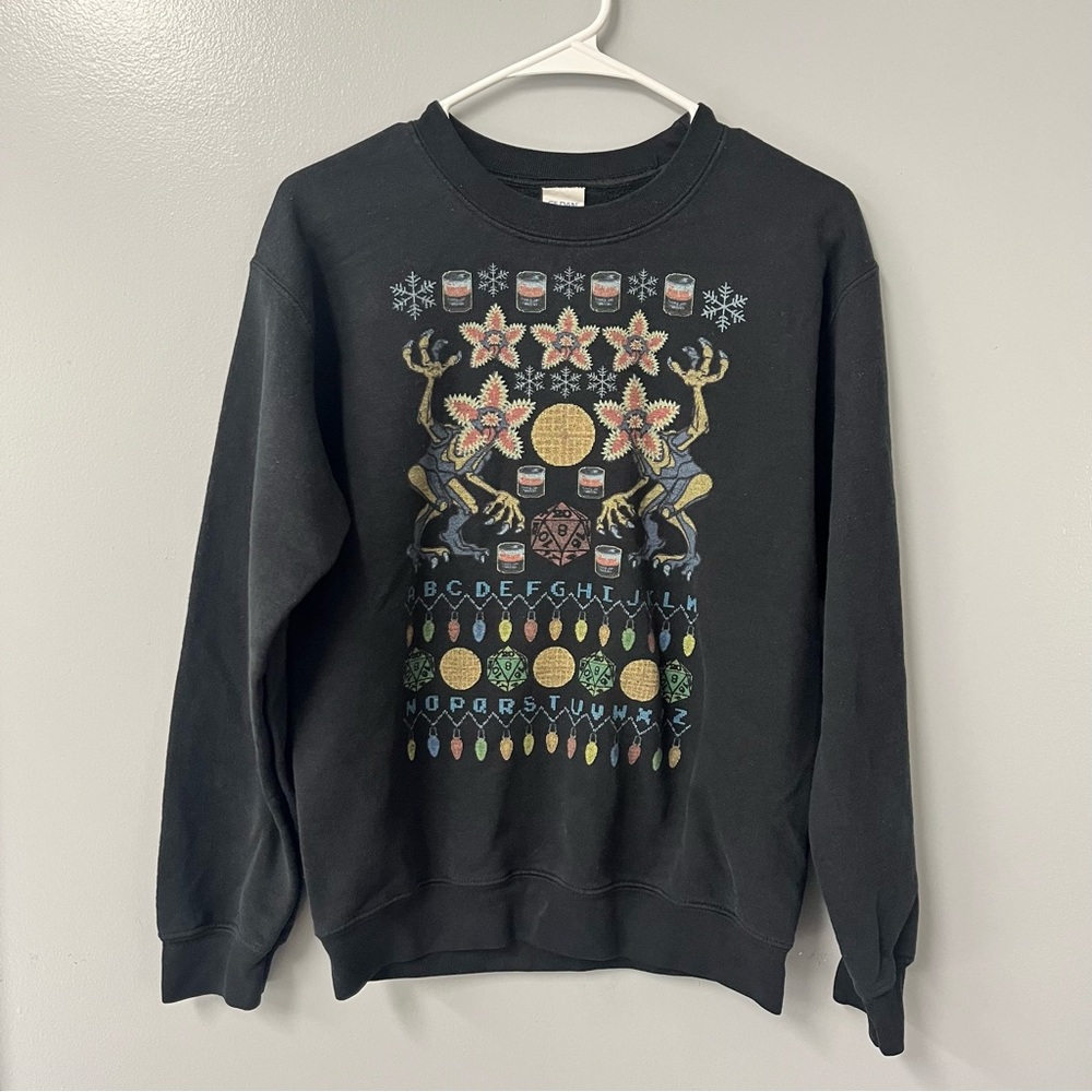 stranger things crewneck‎ sweatshirt christmas sweater demogorgon alphabet wall